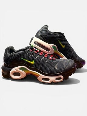 Nike Big Kids Air Max Plus Black with Neon Green Swoosh and Multi Accents